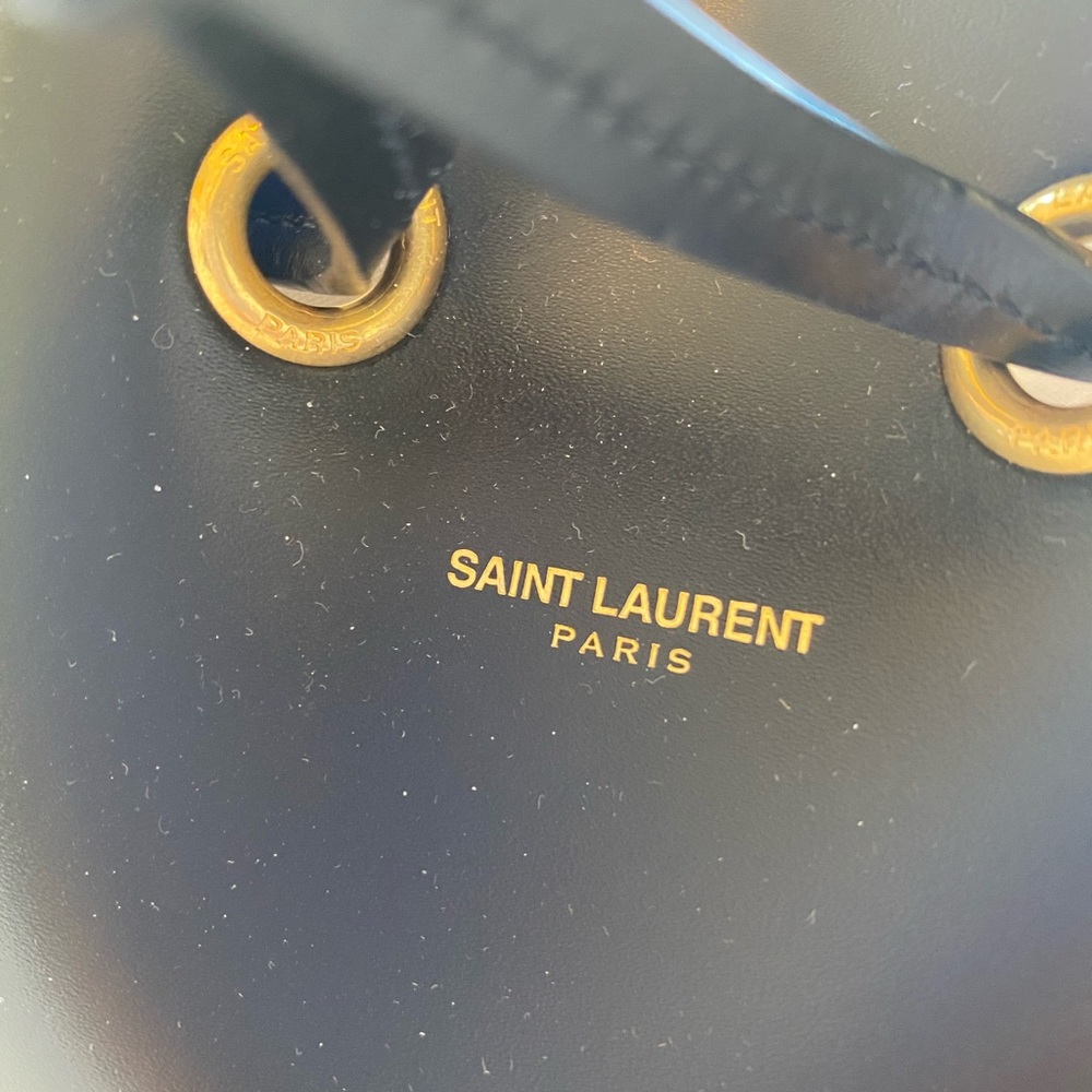 Saint Laurent Calfskin Large Emmanuelle Bucket Bag - Picture 3 of 13